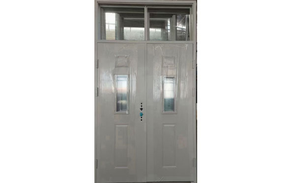 惠农学校教室门